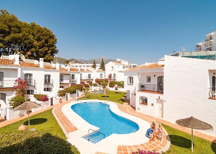 Los Pinos 25 Villas Casasol